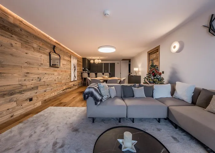 Spacieux Proche Des Remontees Mecaniques A - Fr-1-613a-49 Courchevel